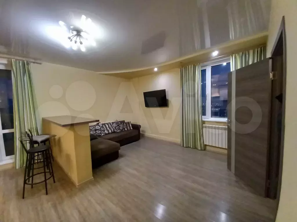 1-к. квартира, 55 м, 16/17 эт. - Фото 0