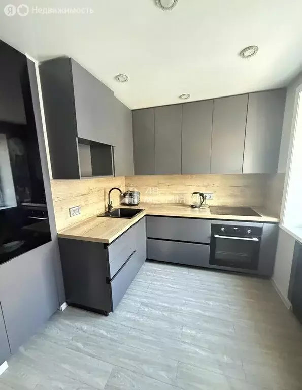 2-комнатная квартира: Холмск, Школьная улица, 60А (43 м) - Фото 1