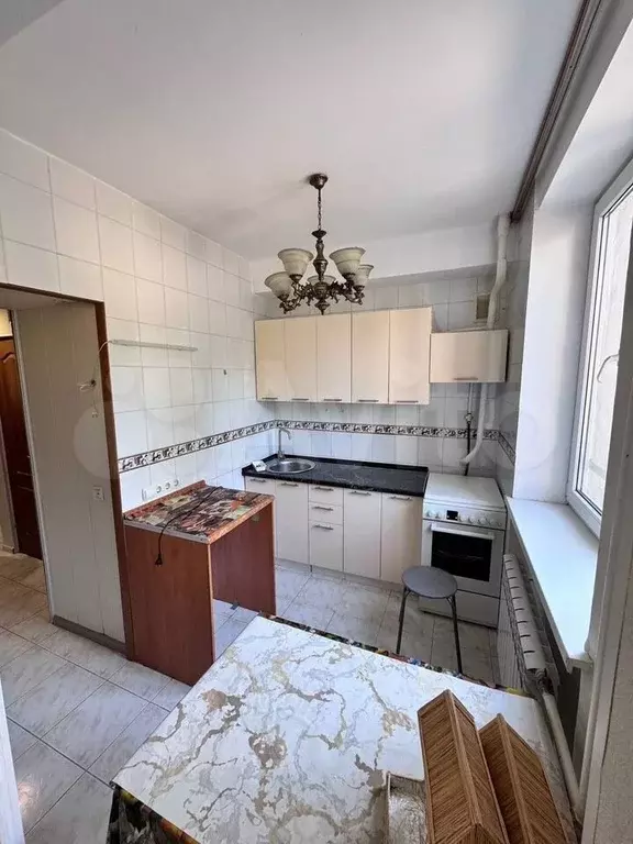 3-к. квартира, 63 м, 1/5 эт. - Фото 1