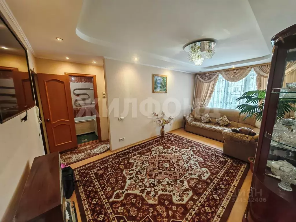 3-к кв. Новосибирская область, Новосибирск Ленинградская ул., 182 ... - Фото 1