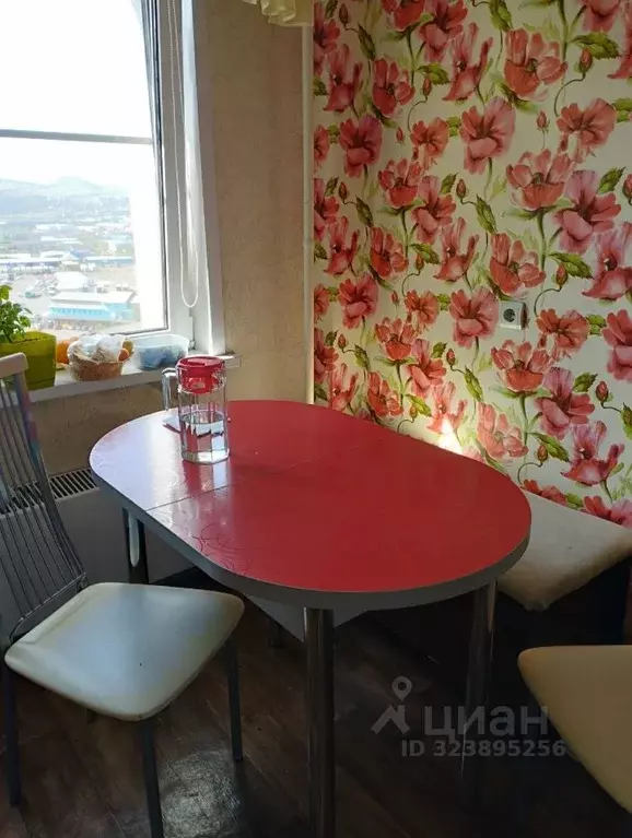 3-к кв. Красноярский край, Красноярск Караульная ул., 40 (70.0 м) - Фото 2