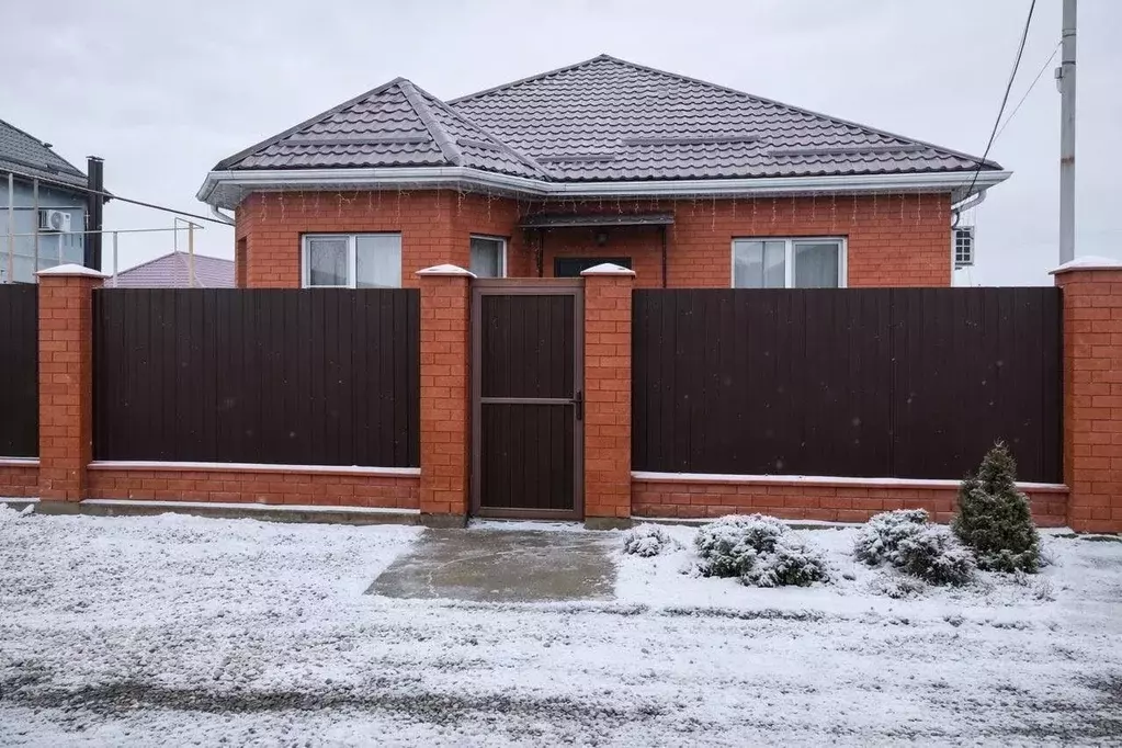 Дом в Краснодарский край, Краснодар Знаменский ДНТ, ул. Светлая, 16 ... - Фото 1