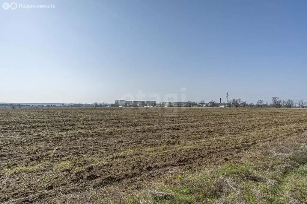 Участок в Бахчисарайский район, село Вилино (8.03 м) - Фото 1