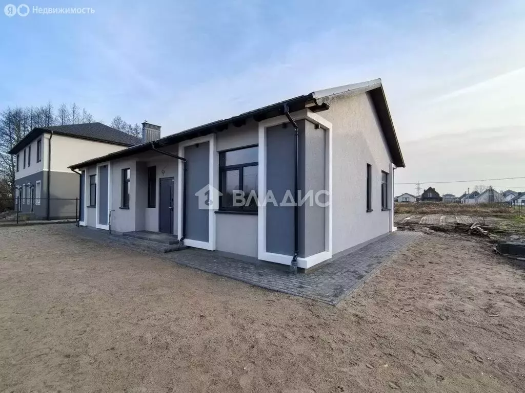 Дом в Калининградская область, Гурьевский муниципальный округ, посёлок ... - Фото 1