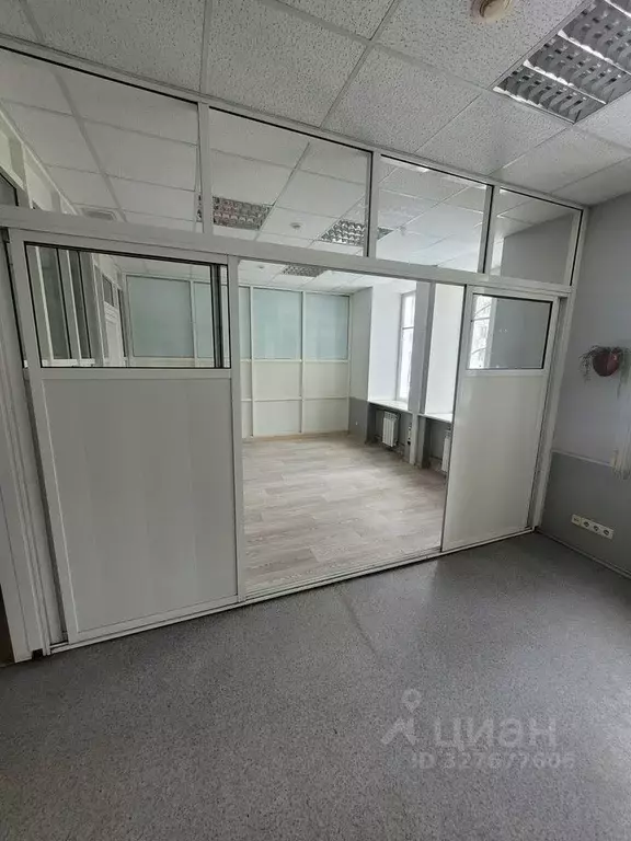 Офис в Свердловская область, Екатеринбург ул. Первомайская, 77 (53 м) - Фото 2