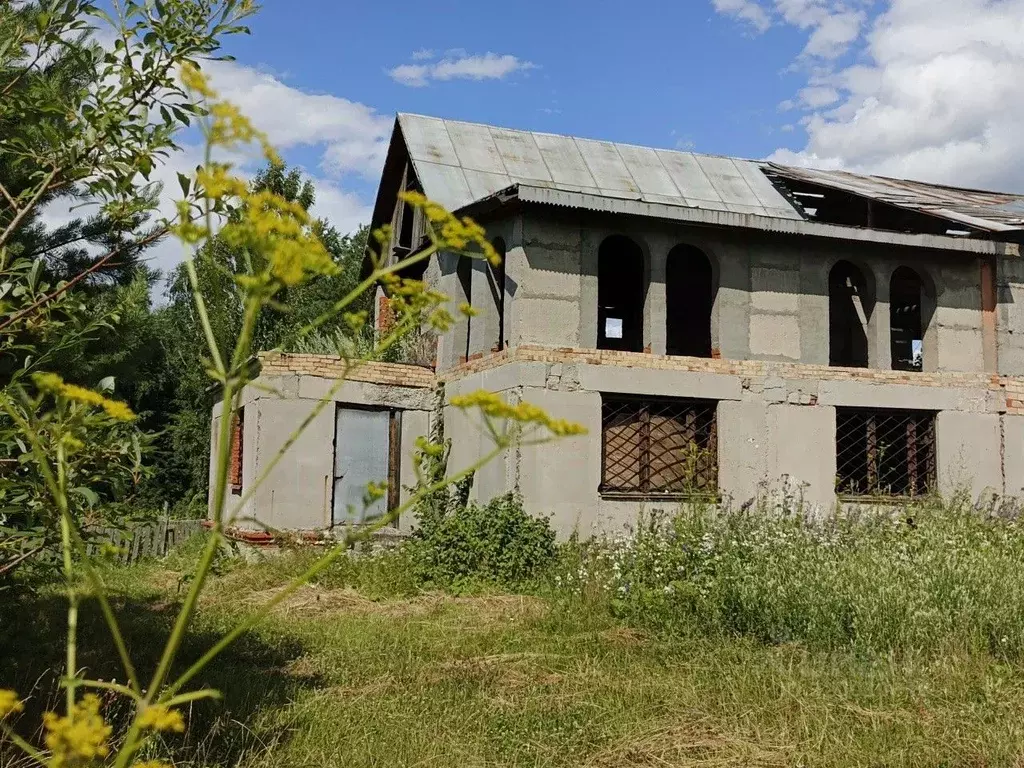 Коттедж в Свердловская область, Кировград ул. 8 Марта, 63 (863 м) - Фото 1