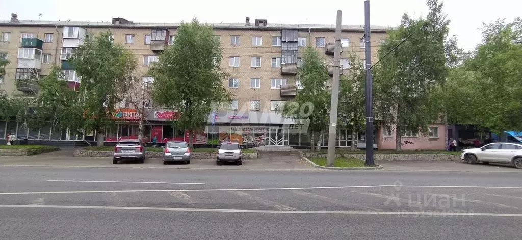 Торговая площадь в Челябинская область, Челябинск ул. Бажова, 42 (244 ... - Фото 0