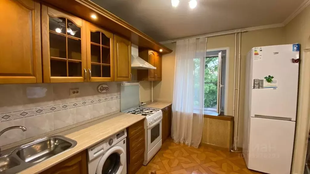 2-к кв. Ставропольский край, Пятигорск Оранжерейный проезд, 7 (55.0 м) - Фото 0