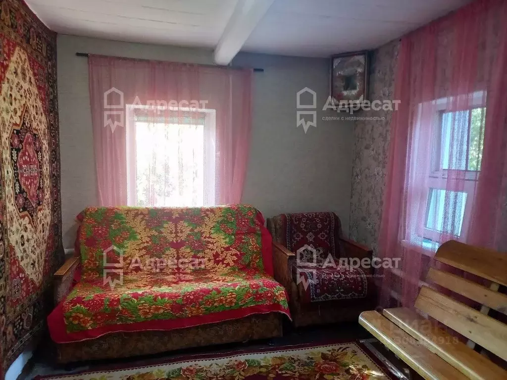 Дом в Волгоградская область, Волгоград пос. Сакко и Ванцетти, ул. ... - Фото 1