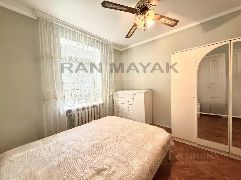 Дом в Адыгея, Майкоп Адыгейская ул., 116 (170 м) - Фото 1