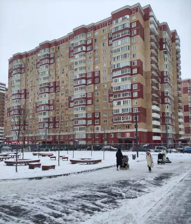 3-к кв. Московская область, Ленинский городской округ, Дрожжино пгт ш. ... - Фото 1