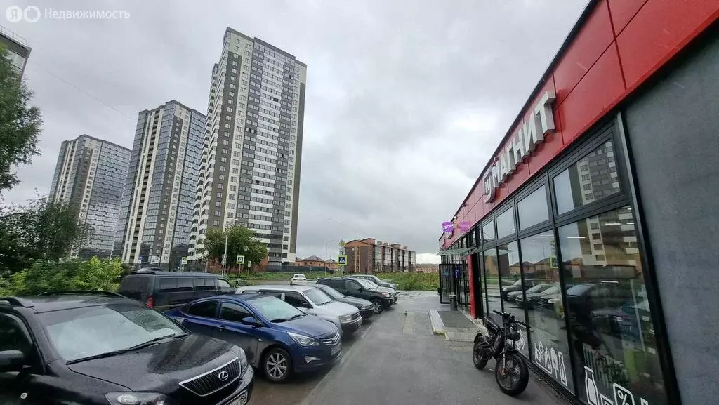 Торговая площадь (706 м) - Фото 1