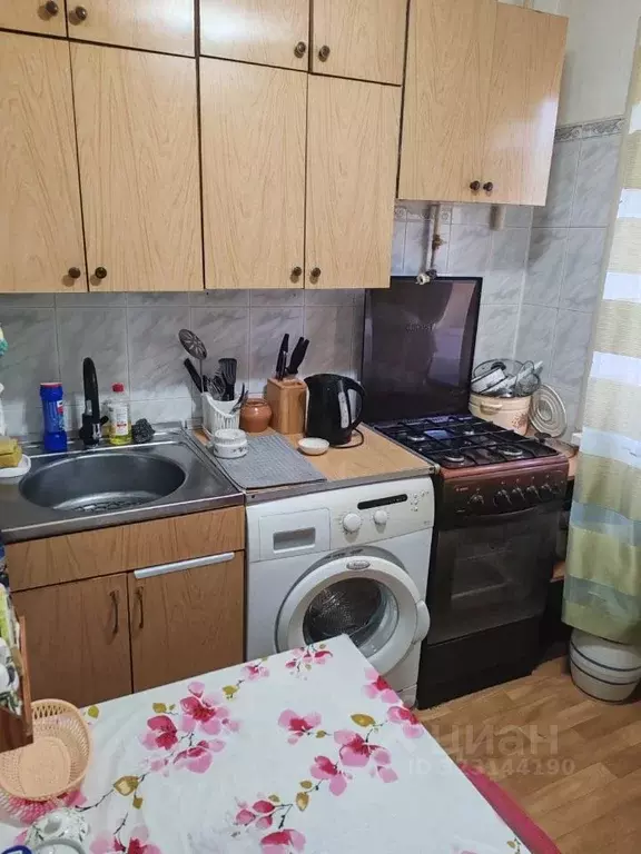 3-к кв. Омская область, Омск ул. Лукашевича, 15 (58.0 м) - Фото 2