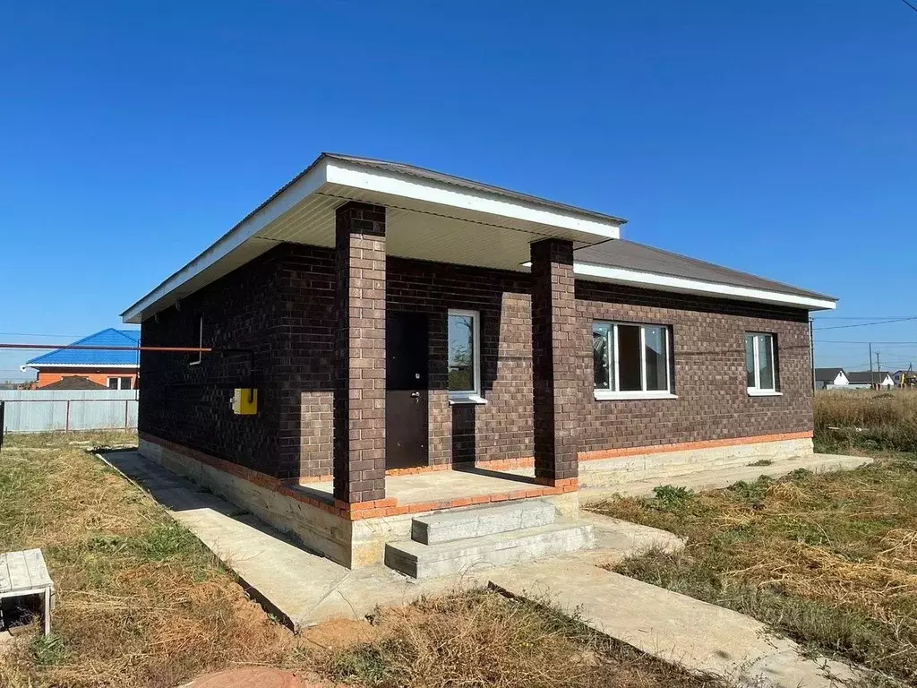 Дом в Оренбургская область, Оренбургский район, Ивановский сельсовет, ... - Фото 1