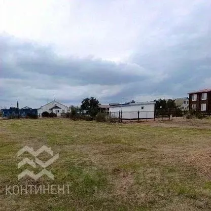 Участок в Крым, Черноморский район, Оленевское с/пос, с. Оленевка ул. ... - Фото 1