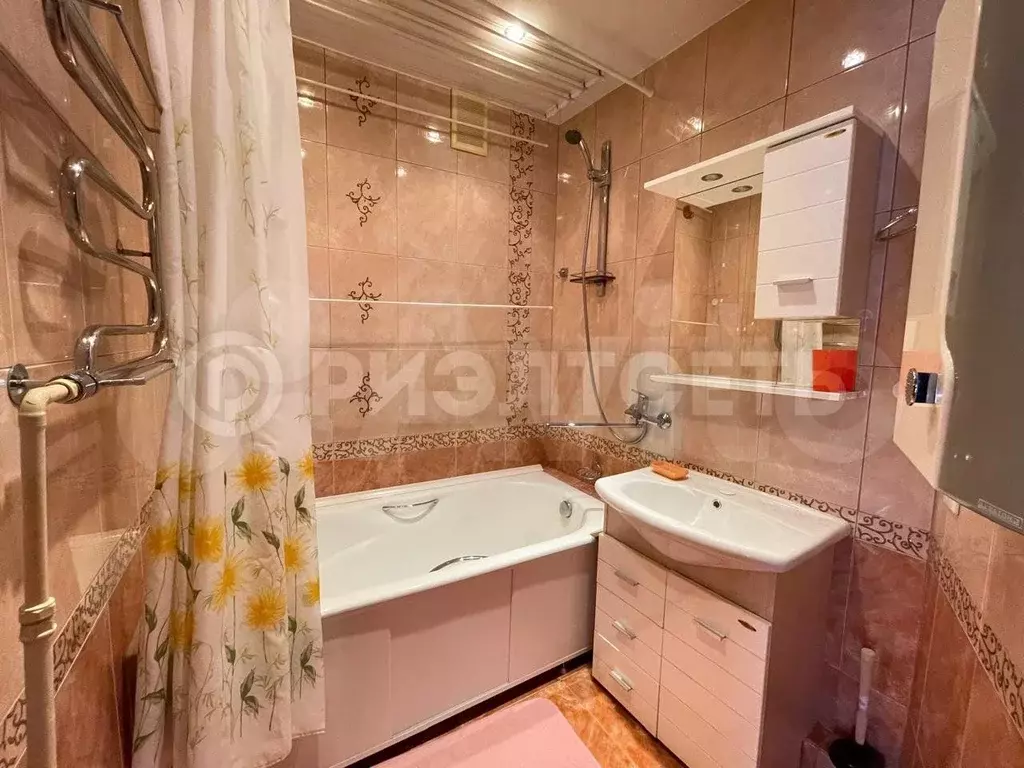 2-к. квартира, 55 м, 6/9 эт. - Фото 0