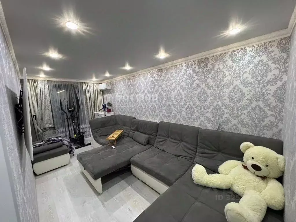 2-к кв. Крым, Феодосия ул. Чкалова, 96 (58.0 м) - Фото 1