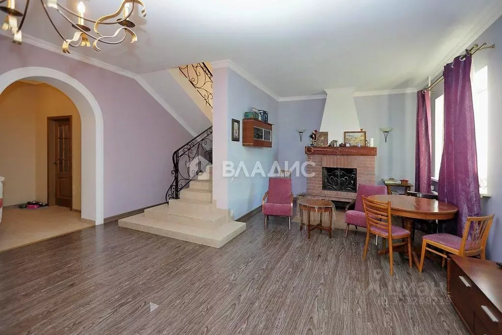 Дом, 211 м - Фото 0