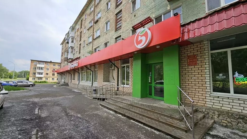 Торговая площадь в Свердловская область, Верхняя Салда ул. Энгельса, ... - Фото 1