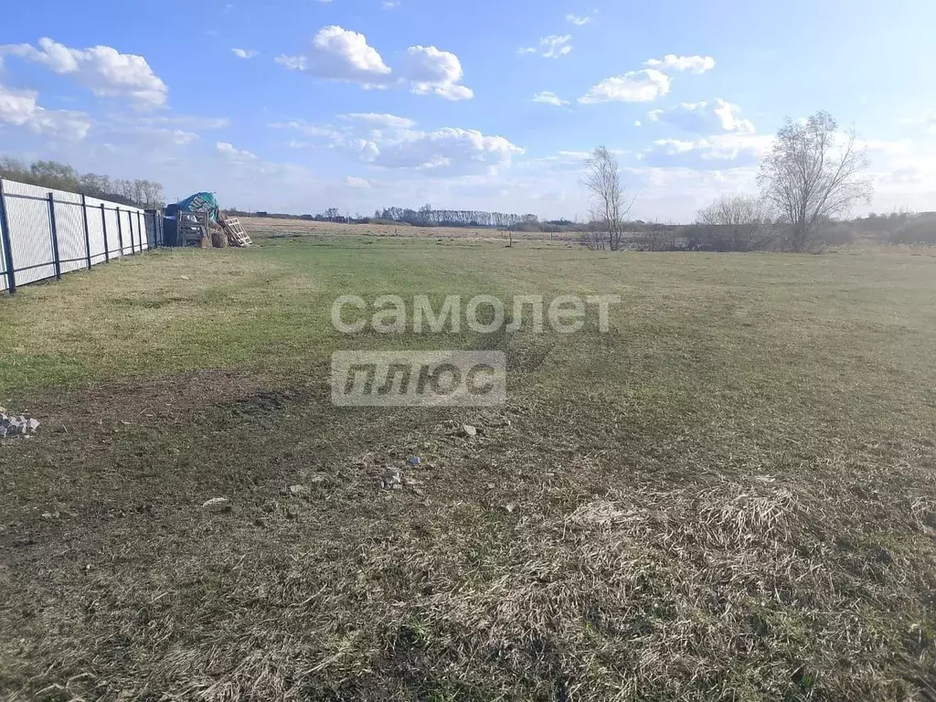 Участок в Башкортостан, Уфимский район, Дмитриевский сельсовет, д. ... - Фото 0