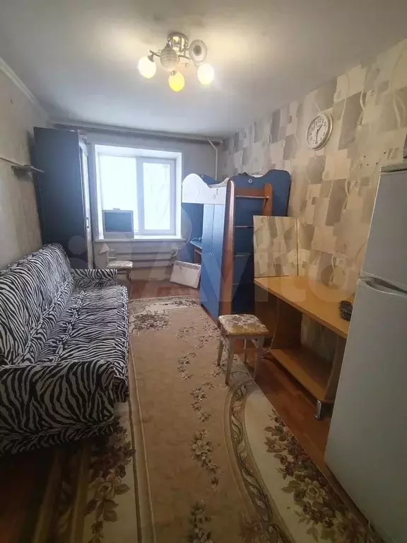 Комната 15 м в 3-к., 3/6 эт. - Фото 0