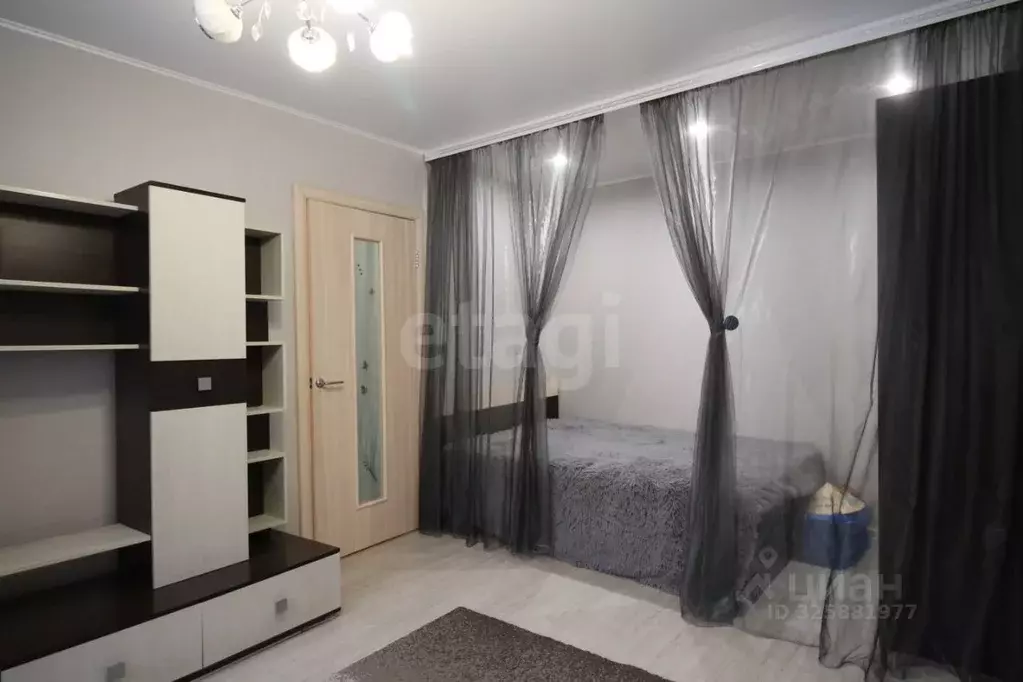 1-к кв. Тюменская область, Тюмень Олимпийская ул., 4 (33.9 м) - Фото 0