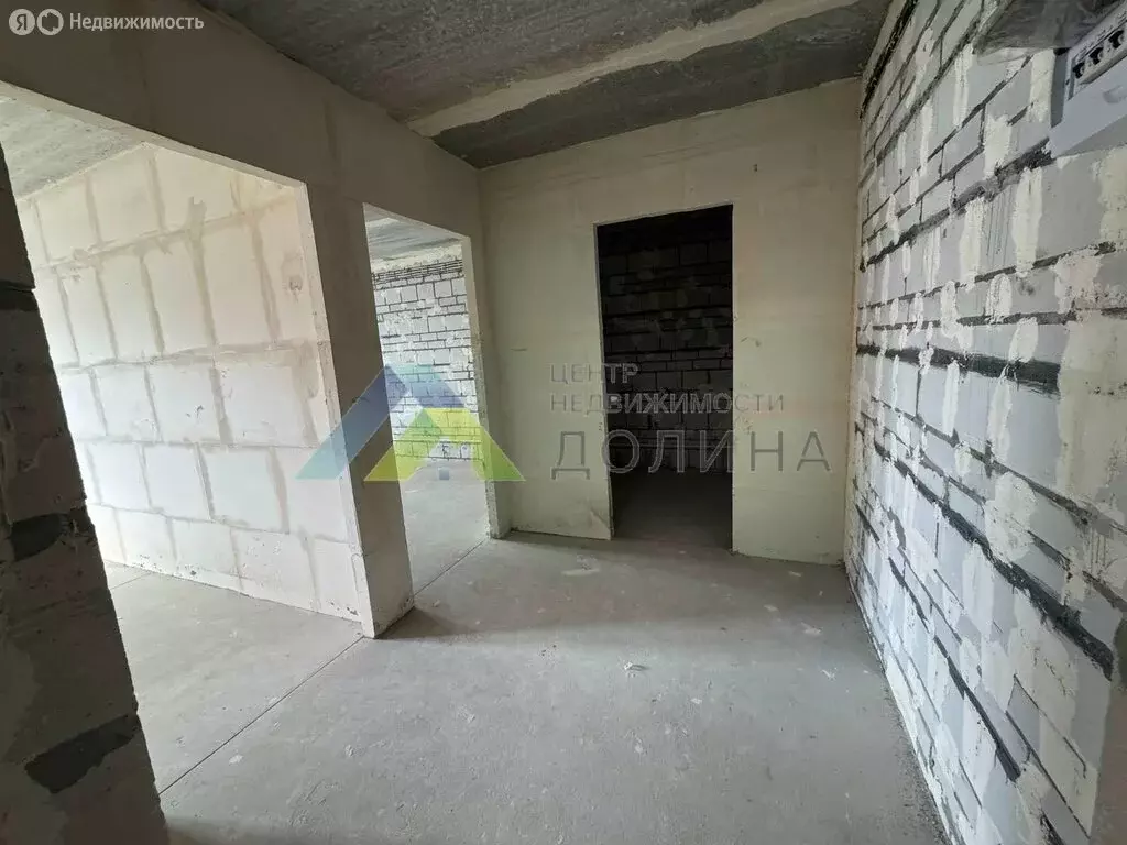 1-комнатная квартира: Волгоград, улица Иссы Плиева, 2 (37.5 м) - Фото 2