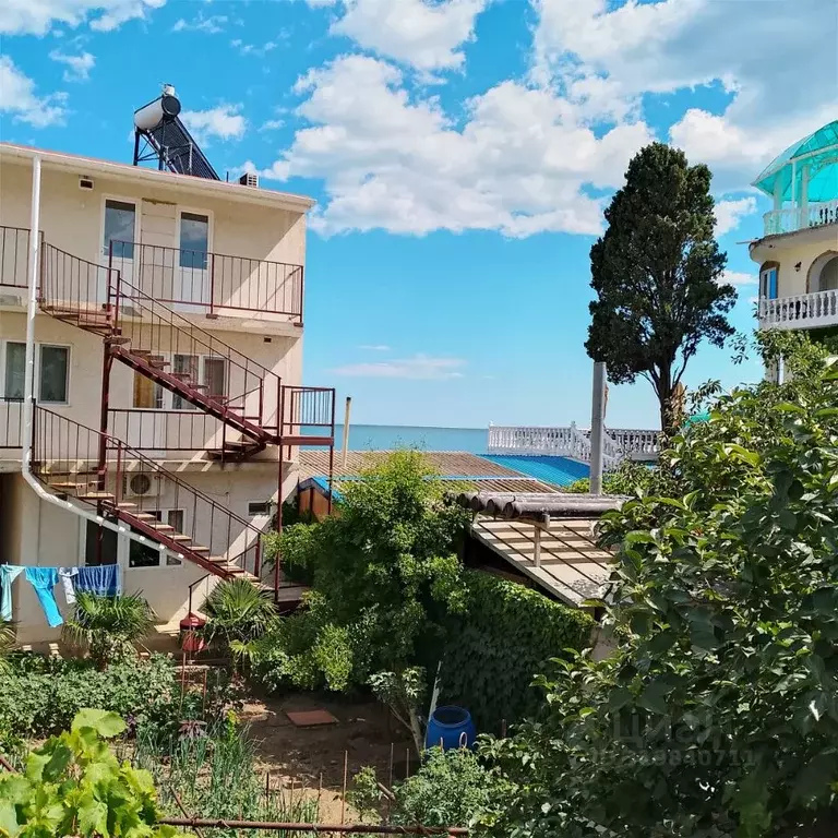 Дом в Крым, Алушта муниципальный округ, с. Солнечногорское ул. ... - Фото 1