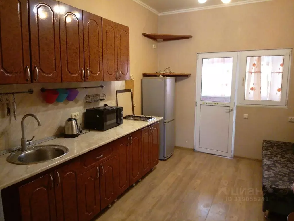 1-к кв. Краснодарский край, Сочи Кленовая ул., 9/3 (30.0 м) - Фото 1
