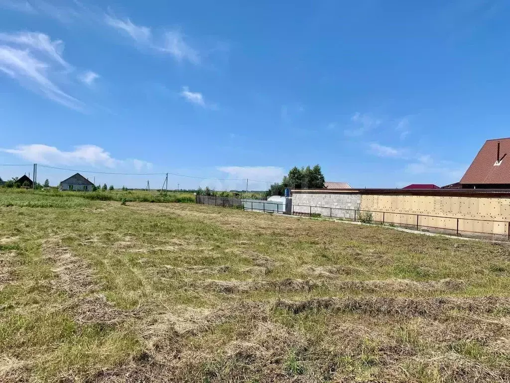 Участок в Алтайский край, Зональный район, пос. Мирный ул. Михина, 13 ... - Фото 1