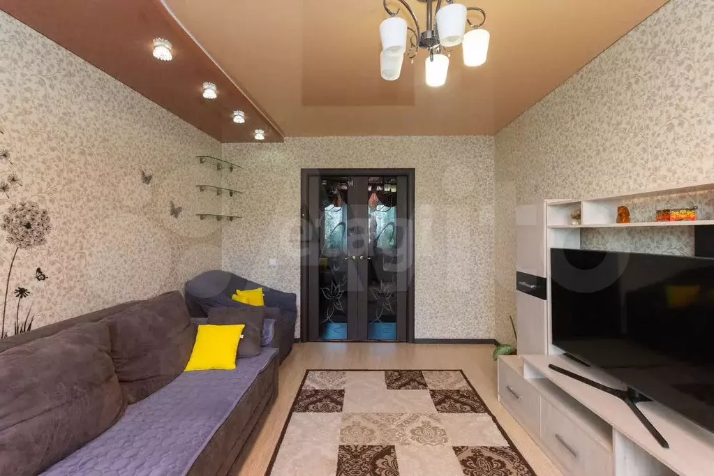 3-к. квартира, 65,5 м, 1/9 эт. - Фото 0