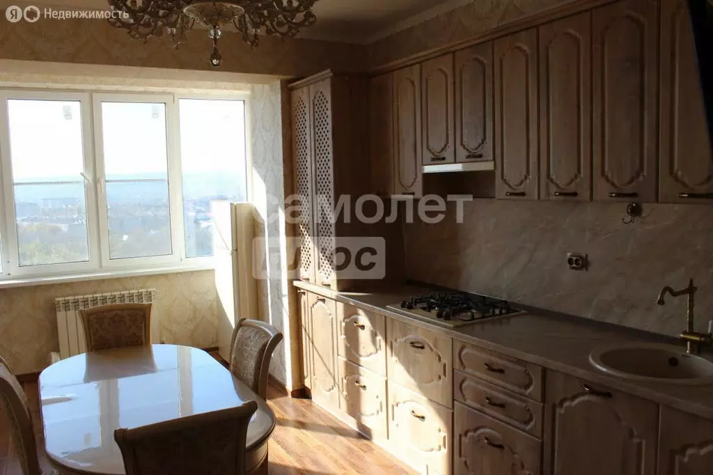 2-комнатная квартира: Ессентуки, Просторная улица, 17к3 (73 м) - Фото 1