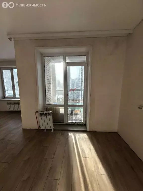 2-комнатная квартира: Абакан, улица Генерала Тихонова, 8 (60.6 м) - Фото 1