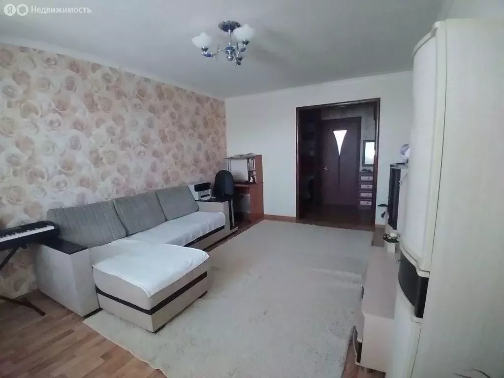3-комнатная квартира: Туймазы, улица 70 лет Октября, 7А (65.6 м) - Фото 1