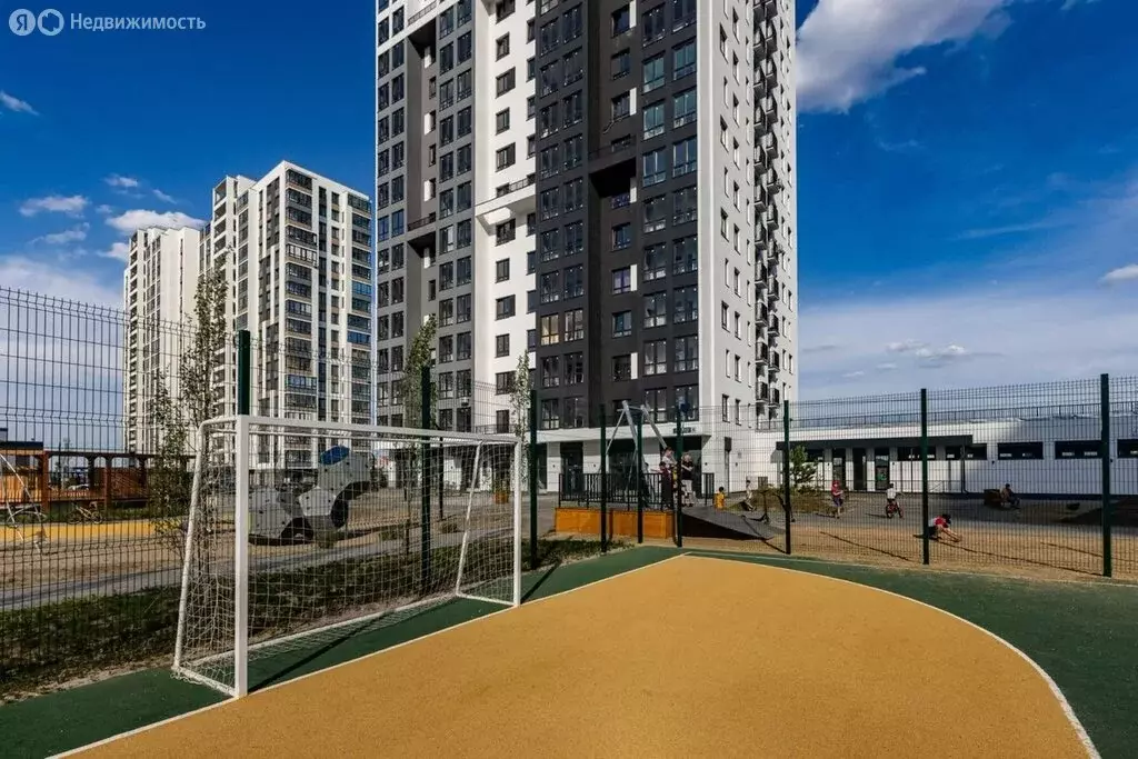 Квартира-студия: Тюмень, улица Фармана Салманова, 17 (23.5 м) - Фото 1