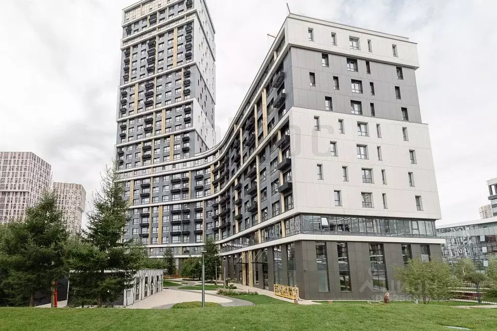 2-к кв. Свердловская область, Екатеринбург ул. Машинная, 1В (77.8 м) - Фото 2