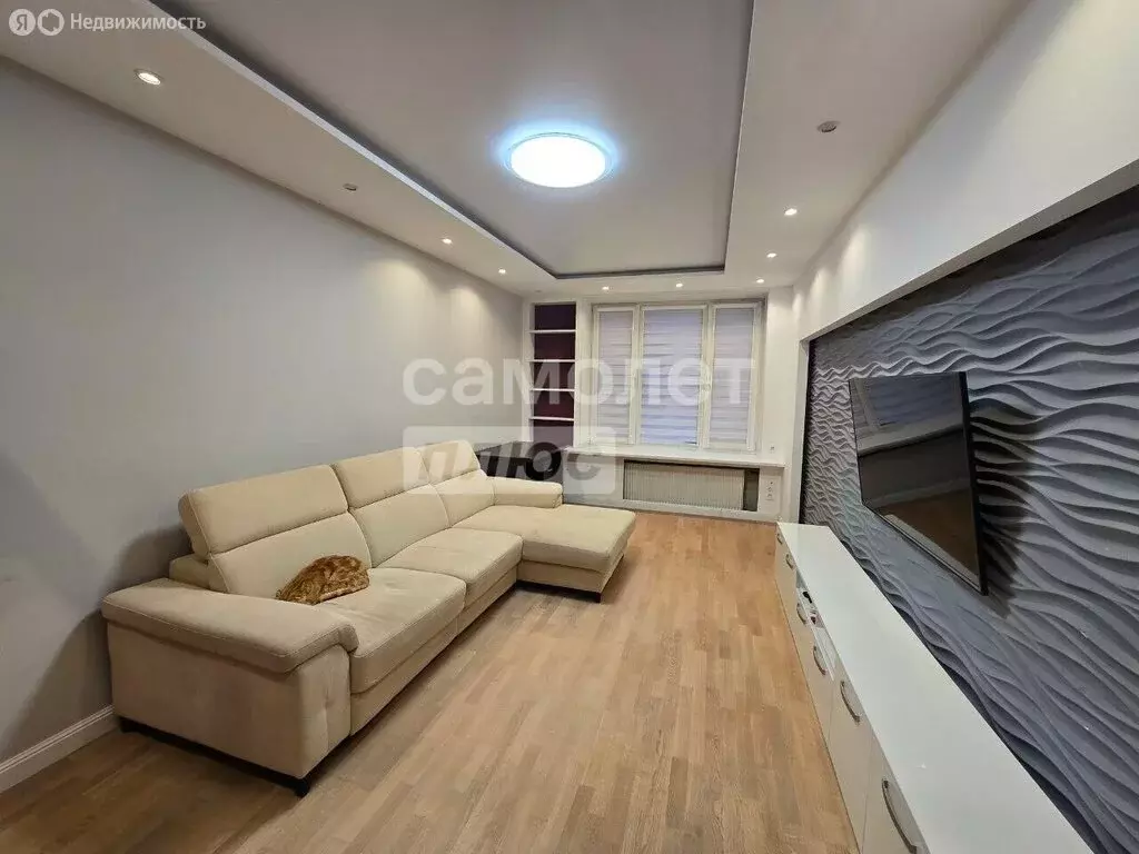 2-комнатная квартира: Уфа, Комсомольская улица, 15 (66.2 м) - Фото 1