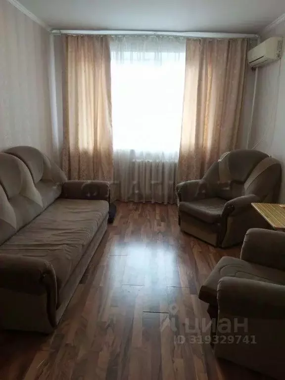 3-к кв. Саратовская область, Вольск Одесская ул., 7/19 (59.0 м) - Фото 0