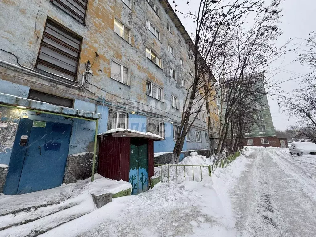 Склад в Мурманская область, Мурманск Октябрьская ул., 25 (247 м) - Фото 0