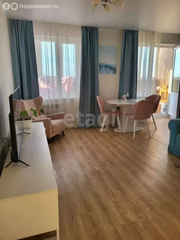 3-комнатная квартира: Тольятти, Ленинградская улица, 68 (67 м) - Фото 1