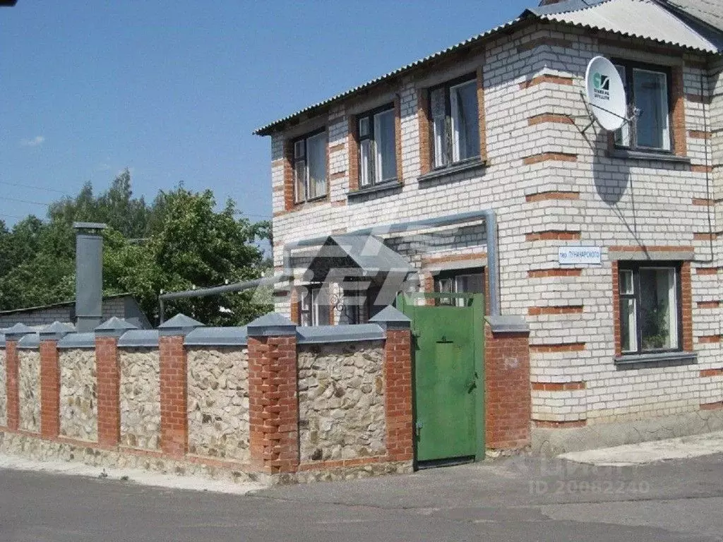Дом в Курская область, Рыльск пер. Луначарского, 61 (272 м) - Фото 0