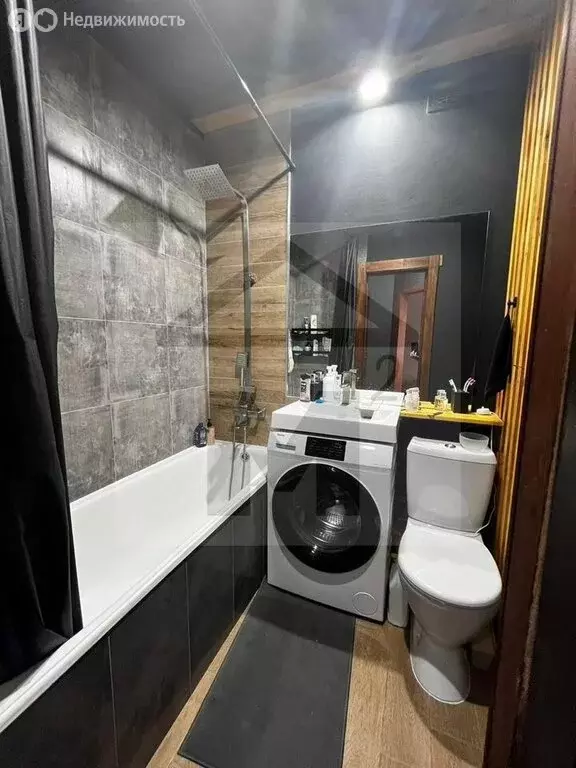 1-комнатная квартира: Абакан, улица Торосова, 9А (35 м) - Фото 0