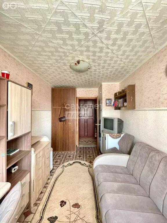 3-комнатная квартира: Ишим, улица Одоевского, 27 (56.4 м) - Фото 2