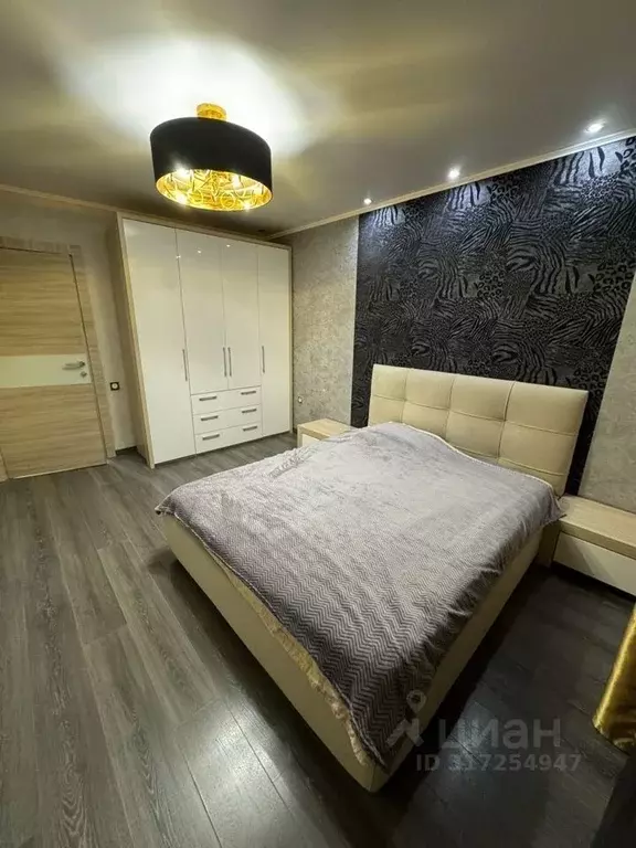 2-к кв. Татарстан, Казань ул. Салиха Батыева, 13 (72.0 м) - Фото 1