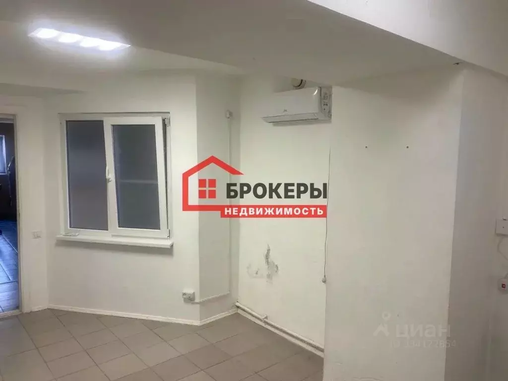 Помещение свободного назначения в Севастополь ул. Новороссийская, 23 ... - Фото 2