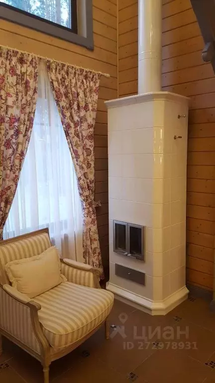 Коттедж в Ленинградская область, Выборгский район, Рощино пгт ул. ... - Фото 0