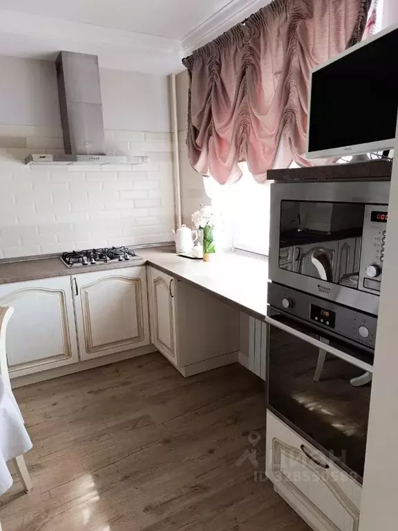 3-к кв. Саратовская область, Балаково Степная ул., 27/4 (81.0 м) - Фото 2