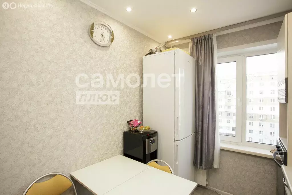 3-комнатная квартира: Кемерово, Ленинградский проспект, 40Б (58.7 м) - Фото 2