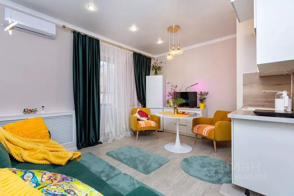 1-к кв. Тюменская область, Тюмень ул. Парада Победы, 7 (20.0 м) - Фото 1