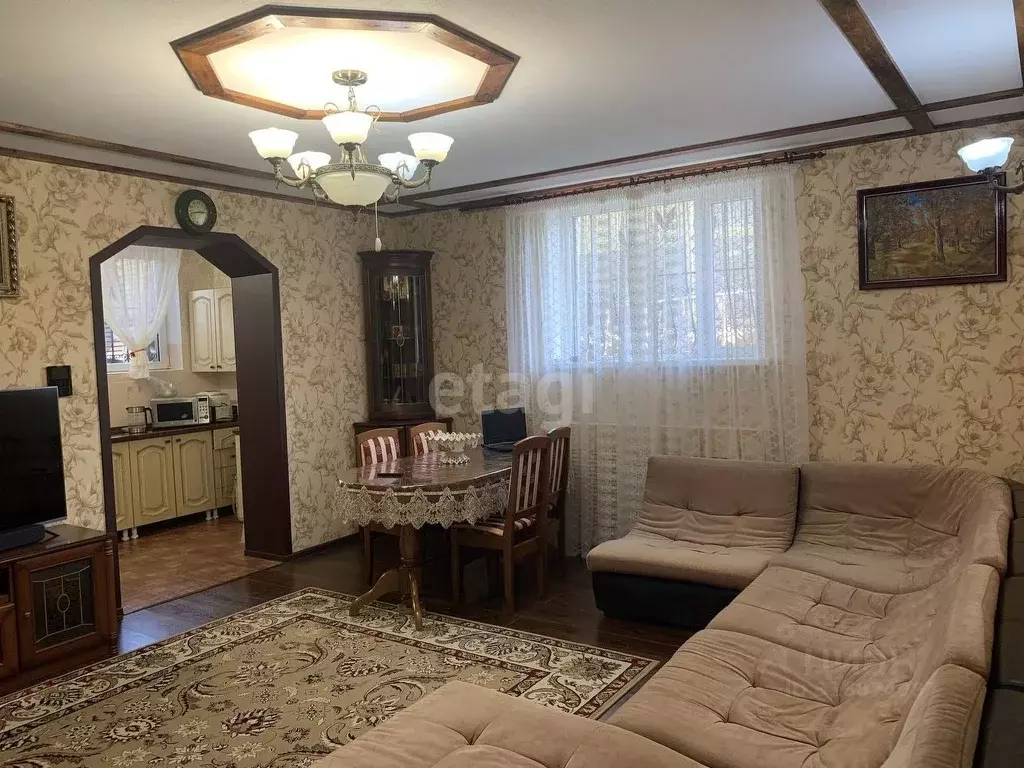Дом в Ставропольский край, Ессентуки Кольцевая ул., 82 (209 м) - Фото 0